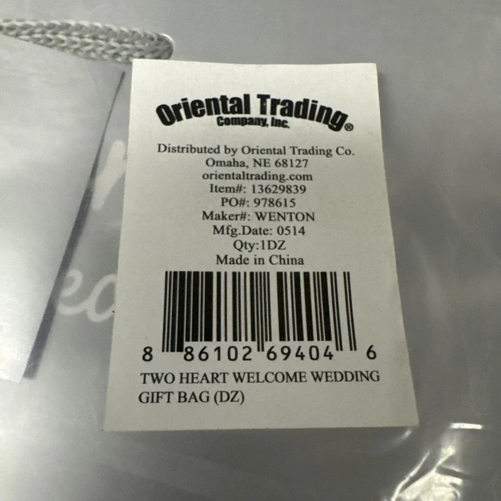 35 Silver Welcome To‎ Our WEDDING two Linked hearts 9